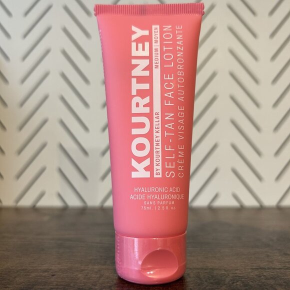 NEW Kourtney Kellar Self Tan Face Lotion Fragrance Free Tanning Medium Vegan - Picture 1 of 6